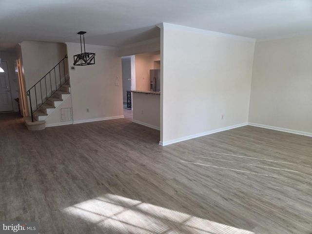 117 WOODGATE LN, Paoli, PA 19301