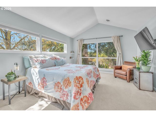 6231 Sw 18TH Dr, Portland, OR 97239