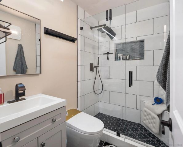 7415 Charmant 2501, San Diego, CA 92122