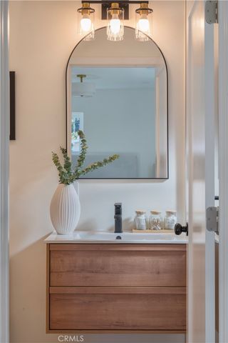 7430 Ponce Avenue, West Hills, CA 91307