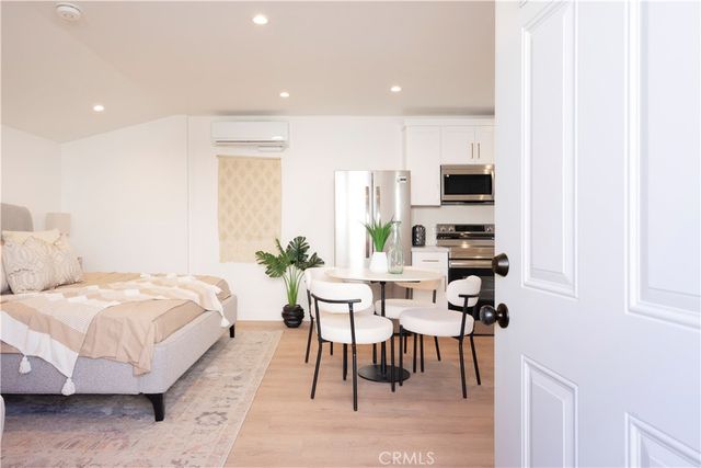 7430 Ponce Avenue, West Hills, CA 91307