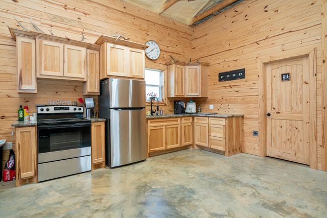 663 Harris Rd., Marshall, TX 75672