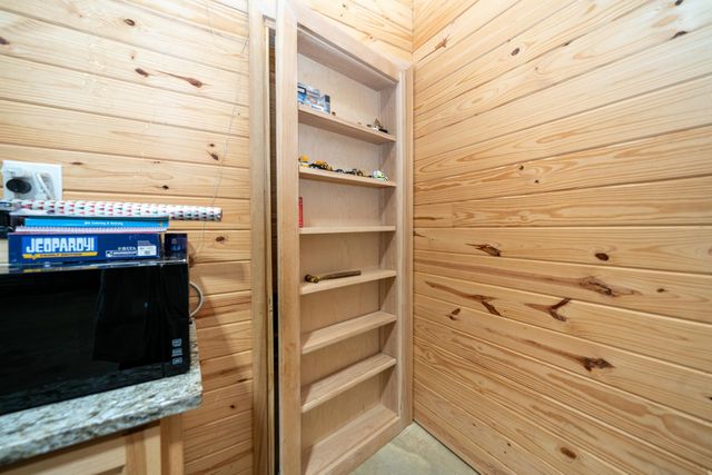 663 Harris Rd., Marshall, TX 75672