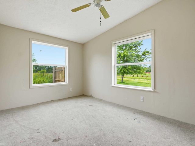8137 Marquette Road, Wales Twp, MI 48027