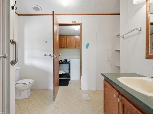 8137 Marquette Road, Wales Twp, MI 48027
