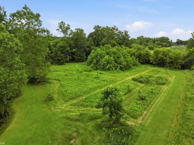 8137 Marquette Road, Wales Twp, MI 48027