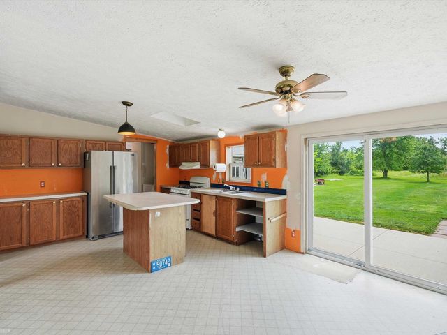 8137 Marquette Road, Wales Twp, MI 48027