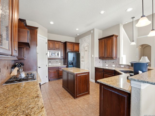27079 SABLE RUN, Boerne, TX 78015