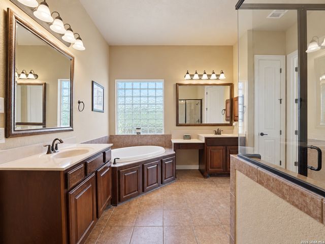 27079 SABLE RUN, Boerne, TX 78015