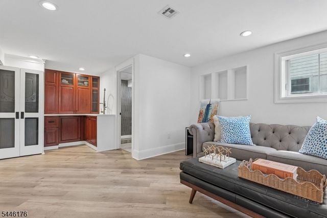 26 Mountain Ave, Summit City, NJ 07901