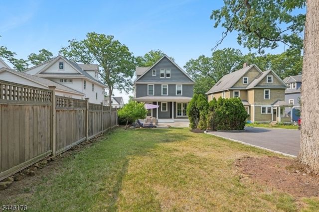 26 Mountain Ave, Summit City, NJ 07901