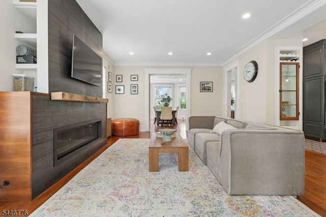 26 Mountain Ave, Summit City, NJ 07901