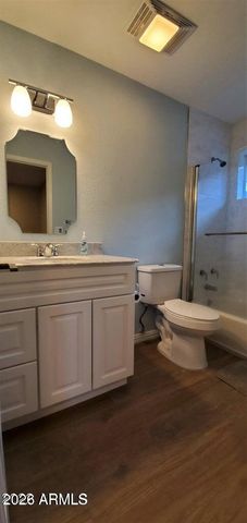 1301 W WINDRIFT Way, Gilbert, AZ 85233