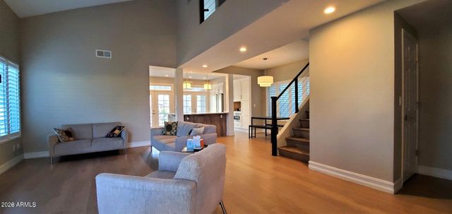 1301 W WINDRIFT Way, Gilbert, AZ 85233