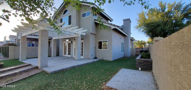 1301 W WINDRIFT Way, Gilbert, AZ 85233