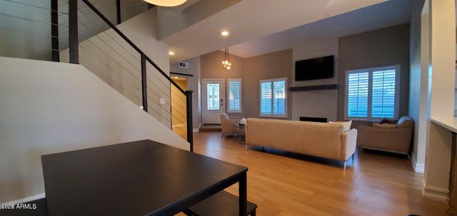 1301 W WINDRIFT Way, Gilbert, AZ 85233