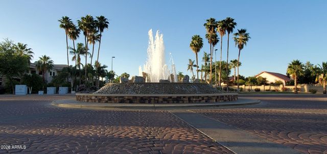 1301 W WINDRIFT Way, Gilbert, AZ 85233
