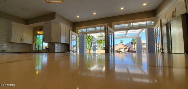 1301 W WINDRIFT Way, Gilbert, AZ 85233
