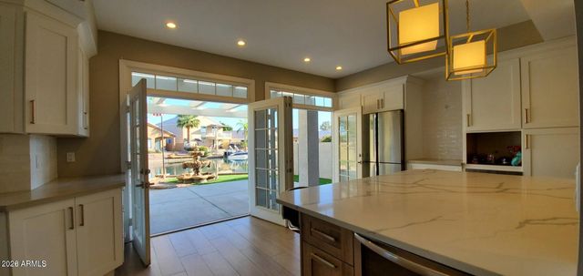 1301 W WINDRIFT Way, Gilbert, AZ 85233