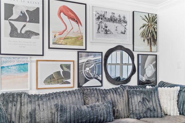 2207 NE 16th Ave, Wilton Manors, FL 33305