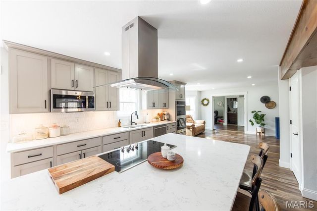 11720 County Road 5160, Rolla, MO 65401