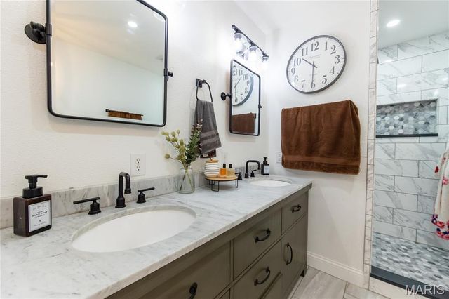 11720 County Road 5160, Rolla, MO 65401