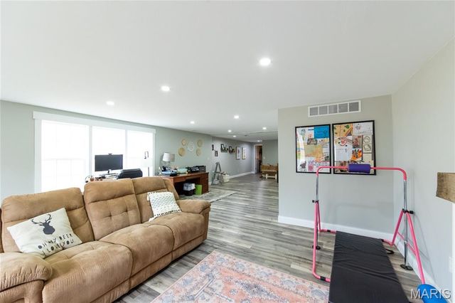 11720 County Road 5160, Rolla, MO 65401