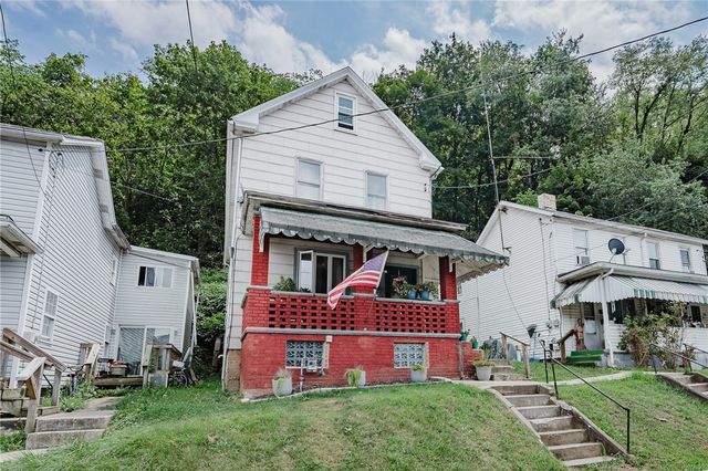 634 Ridge Ave, Ford City Boro, PA 16226