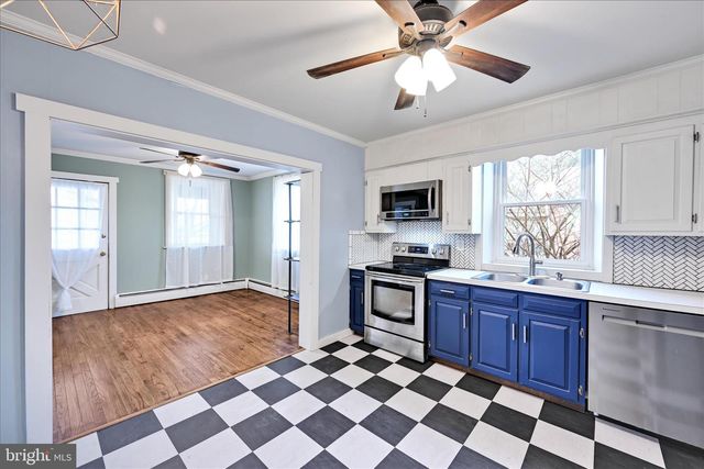 2093 NEW DANVILLE PIKE, Lancaster, PA 17603