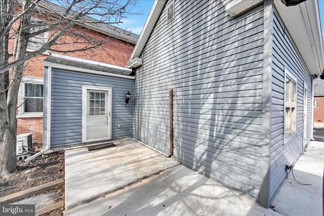 2093 NEW DANVILLE PIKE, Lancaster, PA 17603