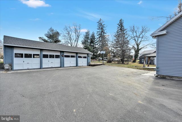 2093 NEW DANVILLE PIKE, Lancaster, PA 17603