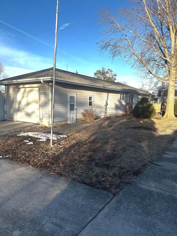 601 W Sycamore Street, Ogden, IA 50212