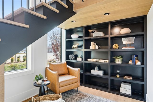 1309 Southside Cir, Nashville, TN 37212