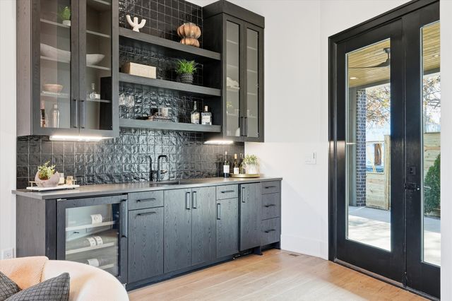 1309 Southside Cir, Nashville, TN 37212