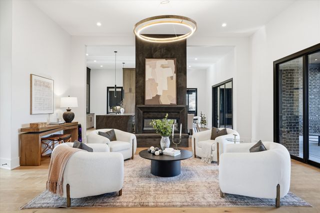 1309 Southside Cir, Nashville, TN 37212