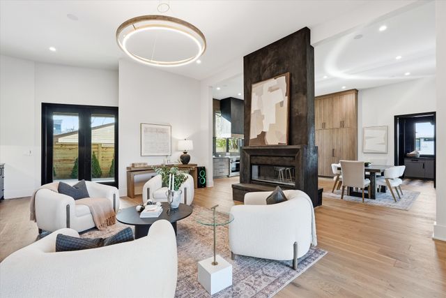 1309 Southside Cir, Nashville, TN 37212