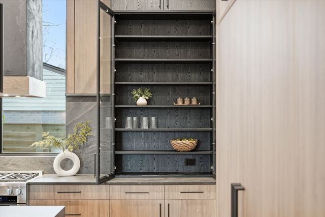 1309 Southside Cir, Nashville, TN 37212