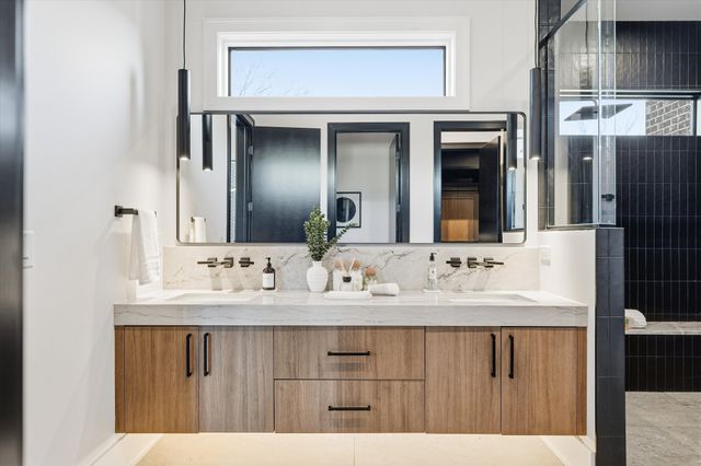 1309 Southside Cir, Nashville, TN 37212