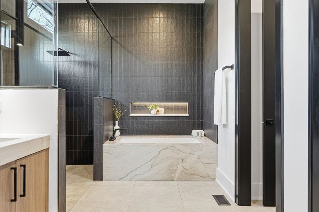 1309 Southside Cir, Nashville, TN 37212