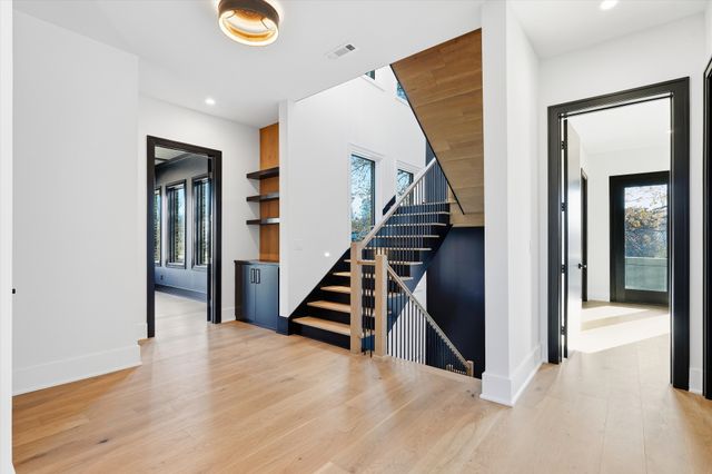 1309 Southside Cir, Nashville, TN 37212