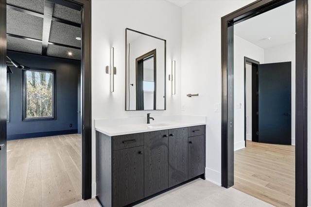 1309 Southside Cir, Nashville, TN 37212