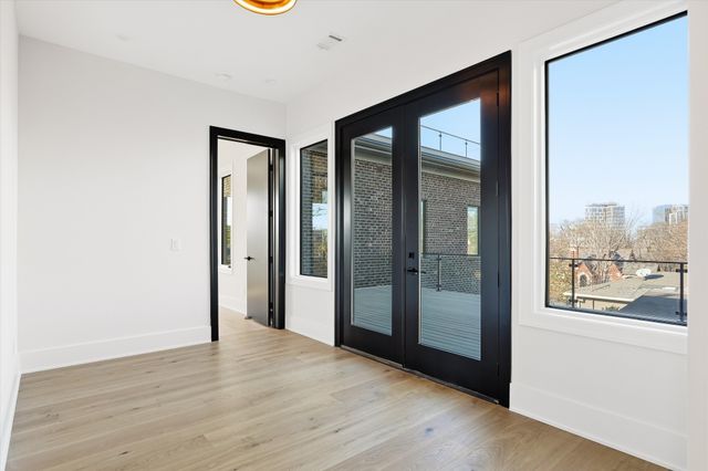 1309 Southside Cir, Nashville, TN 37212