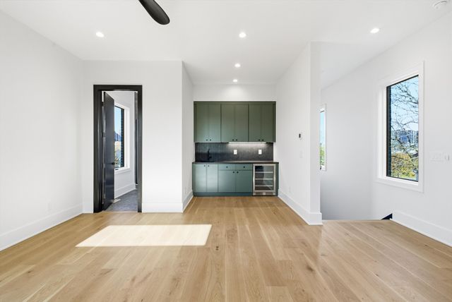 1309 Southside Cir, Nashville, TN 37212