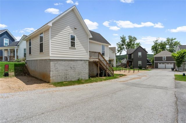 859 One Mile Road, Fayetteville, AR 72704