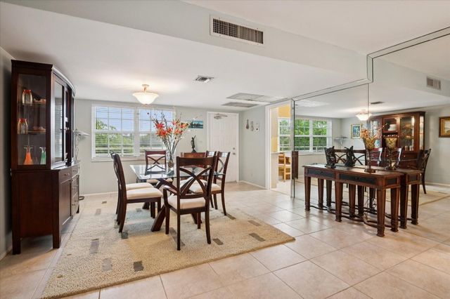 3900 Oaks Clubhouse Drive 409, Pompano Beach, FL 33069