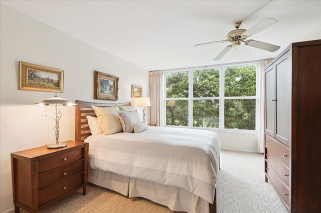 3900 Oaks Clubhouse Drive 409, Pompano Beach, FL 33069