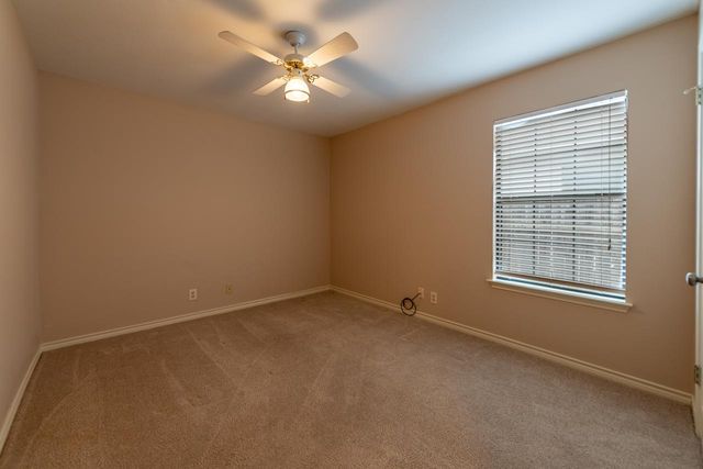 416 Village LN, Buda, TX 78610