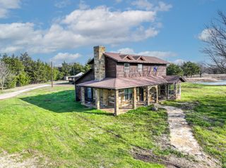10024 S State Highway 121, Trenton, TX 75490