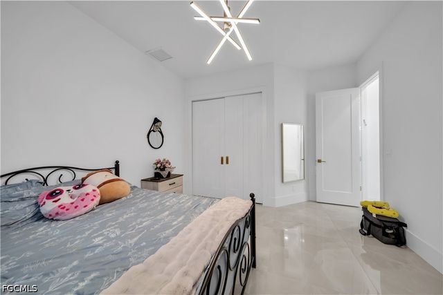 3224 Yucatan PKWY, Cape Coral, FL 33993