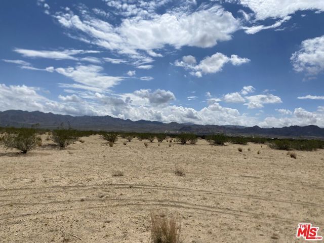 403 Sun Beam Avenue, Other - See Remarks, CA 92252